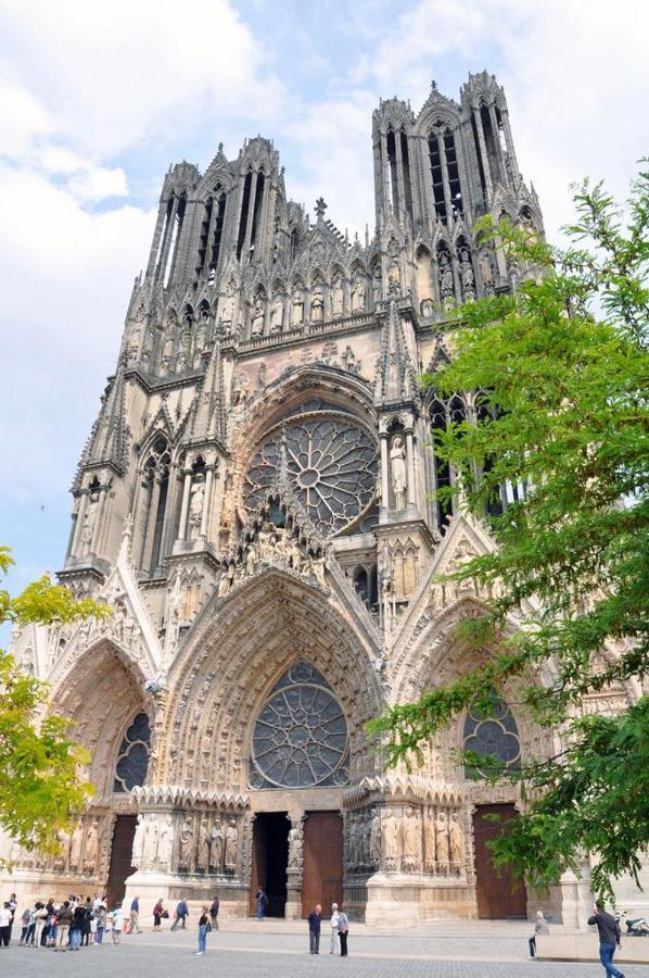 Lux Cathedrale Apartment Reims Luaran gambar
