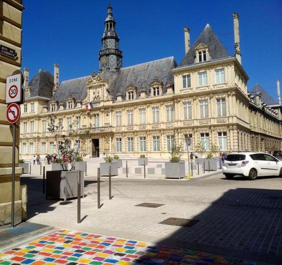 Lux Cathedrale Apartment Reims Luaran gambar